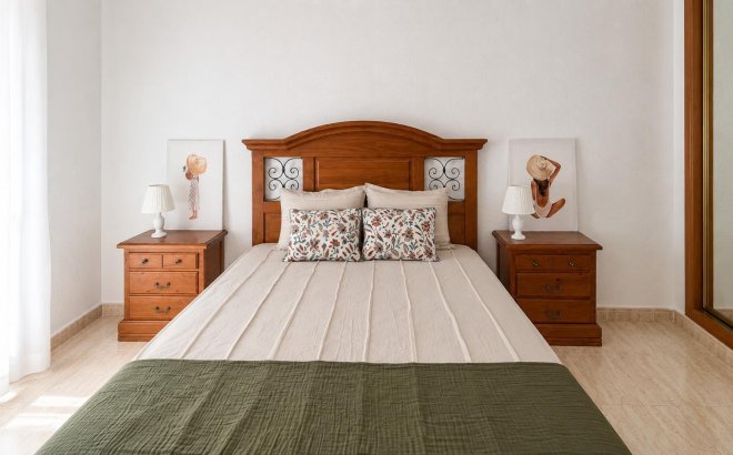 Revente - Appartement -
Torrevieja - PARQUE DE LAS NACIONES