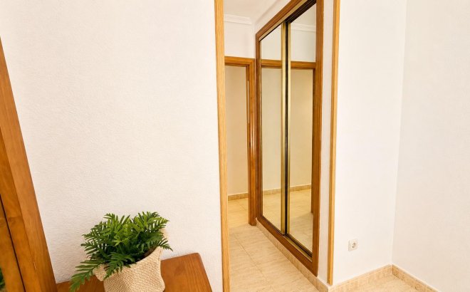 Revente - Appartement -
Torrevieja - PARQUE DE LAS NACIONES