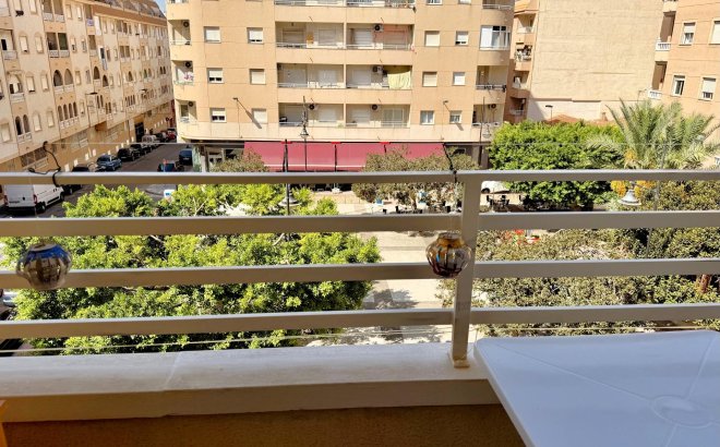 Resale - Apartment -
Torrevieja - El Molino