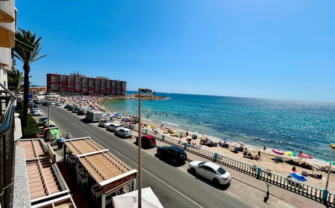 Resale - Apartment -
Torrevieja - Costa Blanca