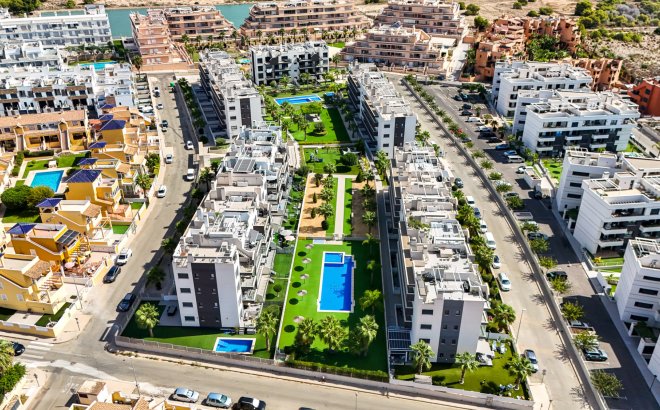 Resale - Apartment -
Orihuela Costa - Costa Blanca