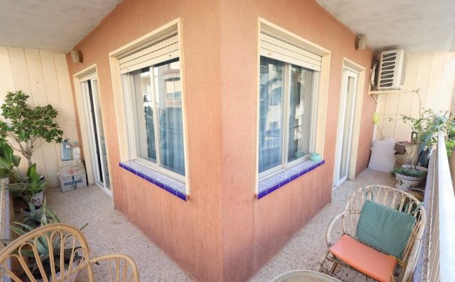 Resale - Apartment -
Torrevieja - Costa Blanca