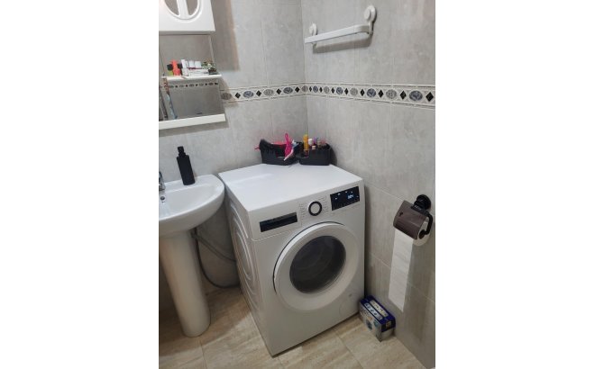 Revente - Appartement -
Torrevieja - Estacion De Autobuses