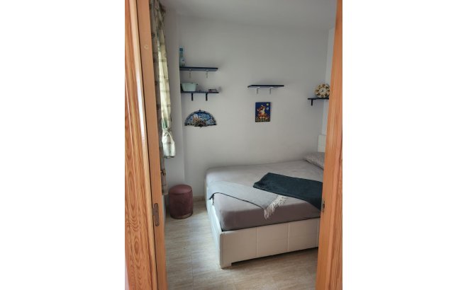 Revente - Appartement -
Torrevieja - Estacion De Autobuses