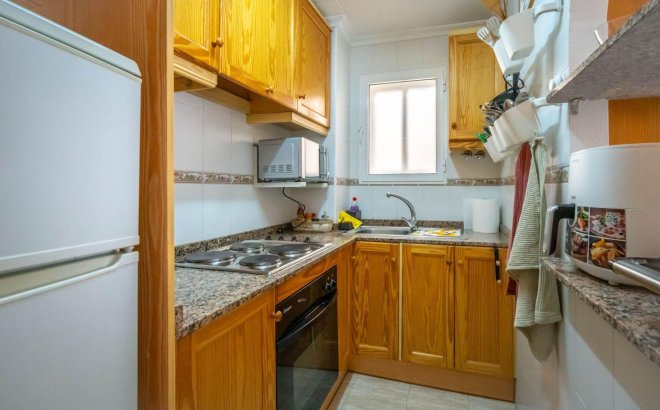 Revente - Appartement -
Torrevieja - Estacion De Autobuses