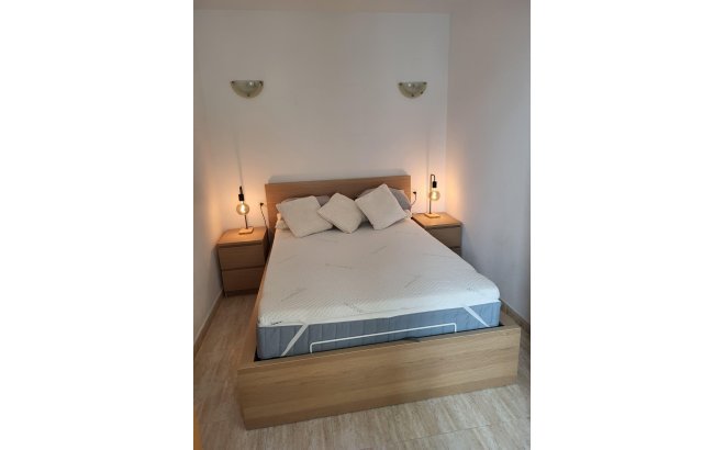 Revente - Appartement -
Torrevieja - Estacion De Autobuses
