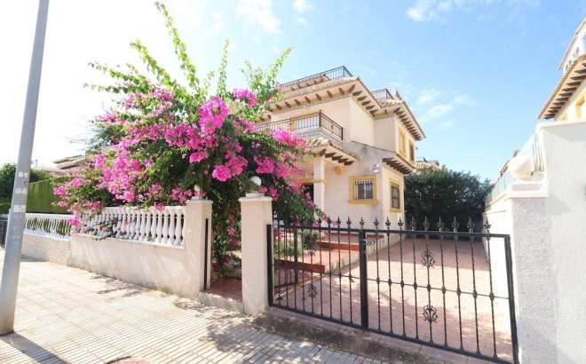 Resale - Town House -
Orihuela Costa - Costa Blanca