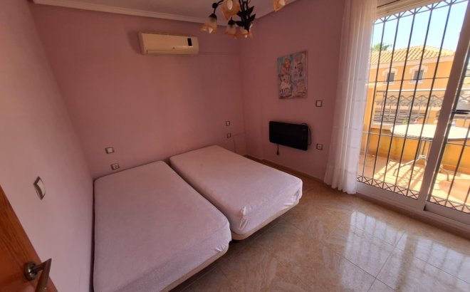 Resale - Dúplex -
Torrevieja - Aguas Nuevas