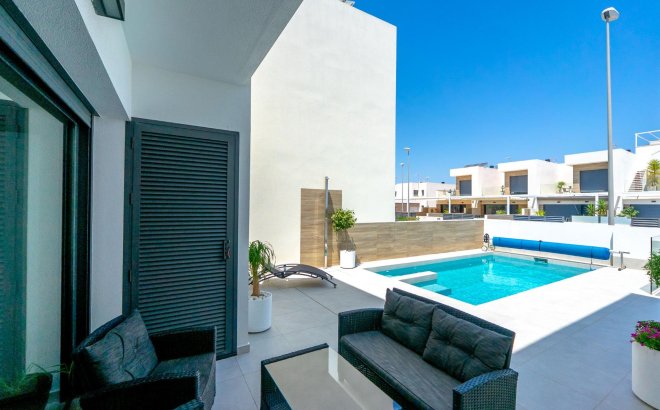 Resale - Villa -
Rojales - Benimar