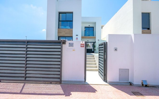 Resale - Villa -
Rojales - Benimar