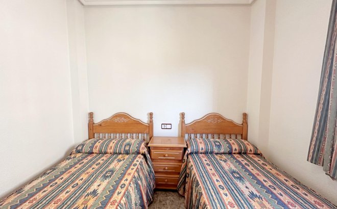 Revente - Appartement -
Torrevieja - Playa del Cura