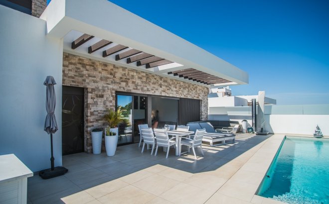 Resale - Villa -
Rojales - Inland