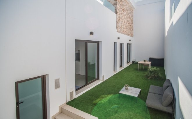Resale - Villa -
Rojales - Inland