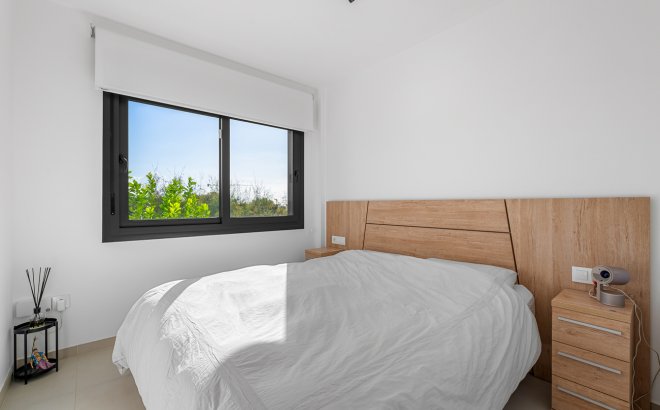 Resale - Apartment -
Pilar de la Horadada - Lo Romero Golf