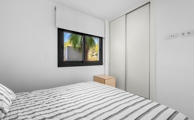 Resale - Apartment -
Pilar de la Horadada - Lo Romero Golf