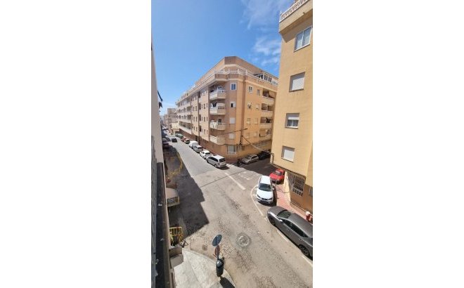 Resale - Apartment -
Torrevieja - El Molino