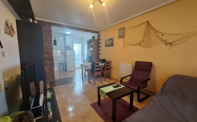 Resale - Bungalow -
Torrevieja - El Limonar