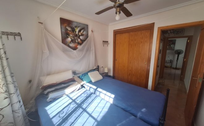 Resale - Bungalow -
Torrevieja - El Limonar
