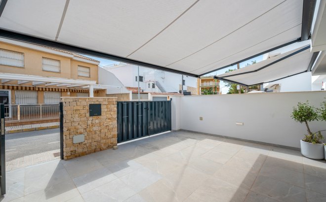 Revente - Semi Detached -
Torre de la Horadada - Costa Blanca