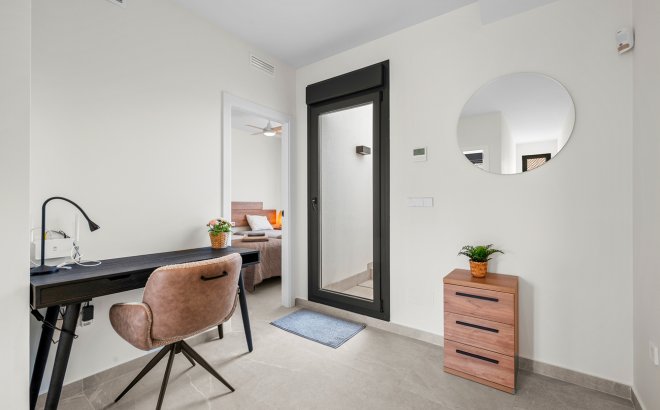 Revente - Semi Detached -
Torre de la Horadada - Costa Blanca
