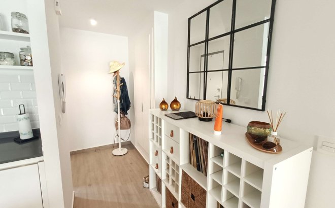 Revente - Appartement -
San Miguel de Salinas - Inland