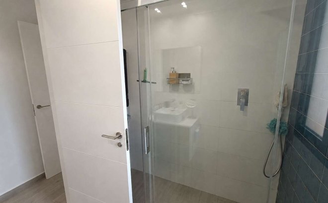 Revente - Appartement -
San Miguel de Salinas - Inland
