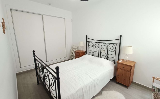 Revente - Appartement -
San Miguel de Salinas - Inland