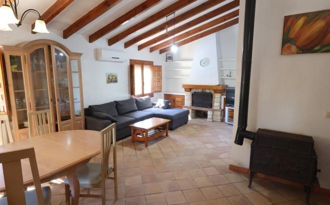 Resale - Villa -
Orihuela Costa - Costa Blanca