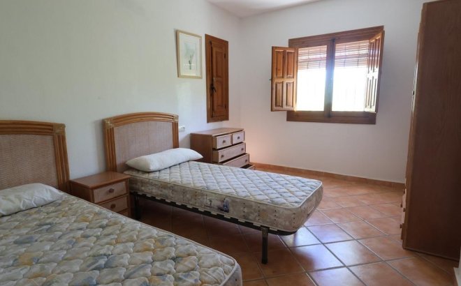 Resale - Villa -
Orihuela Costa - Costa Blanca