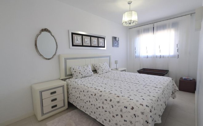 Revente - Appartement -
Orihuela Costa - Costa Blanca