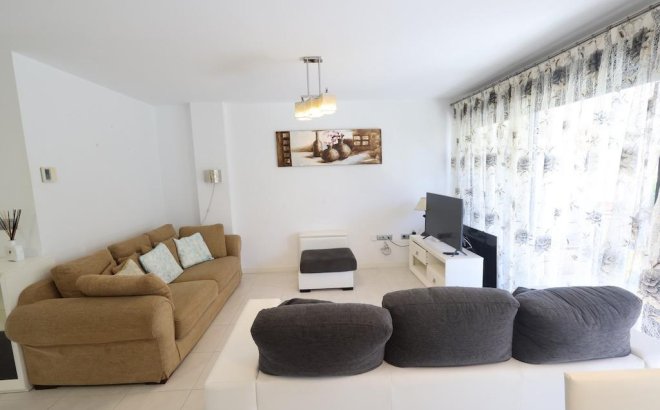 Revente - Appartement -
Orihuela Costa - Costa Blanca