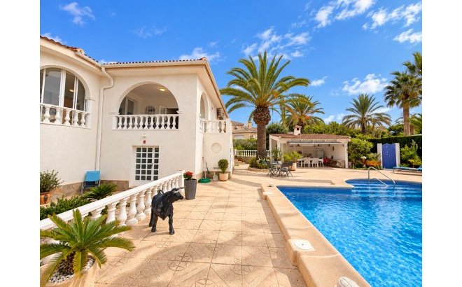 Resale - Villa -
Ciudad Quesada - Costa Blanca