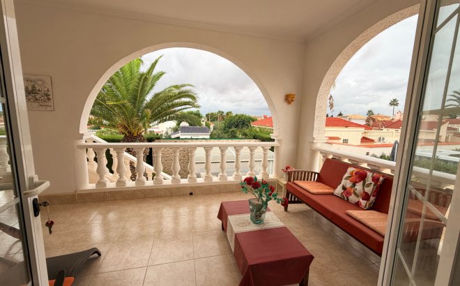 Resale - Villa -
Ciudad Quesada - Costa Blanca