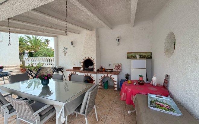 Resale - Villa -
Ciudad Quesada - Costa Blanca