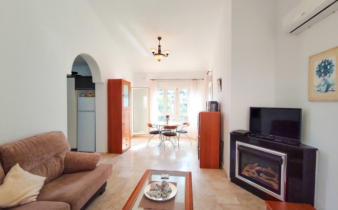 Revente - Villa -
Villamartin - Costa Blanca