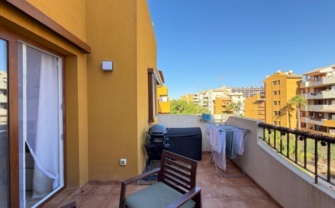 Resale - Apartment -
Torrevieja - Punta Prima