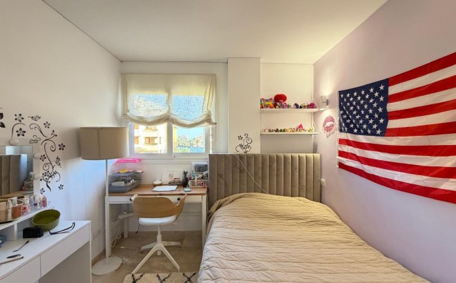 Resale - Apartment -
Torrevieja - Punta Prima