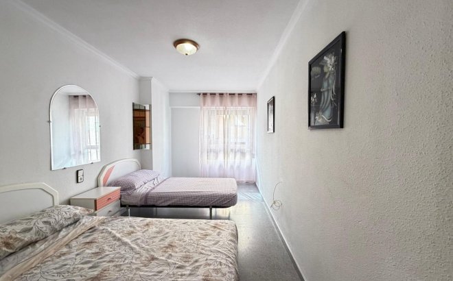 Resale - Apartment -
Torrevieja - Playa del Cura