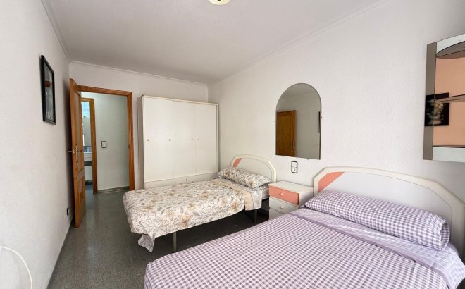 Resale - Apartment -
Torrevieja - Playa del Cura