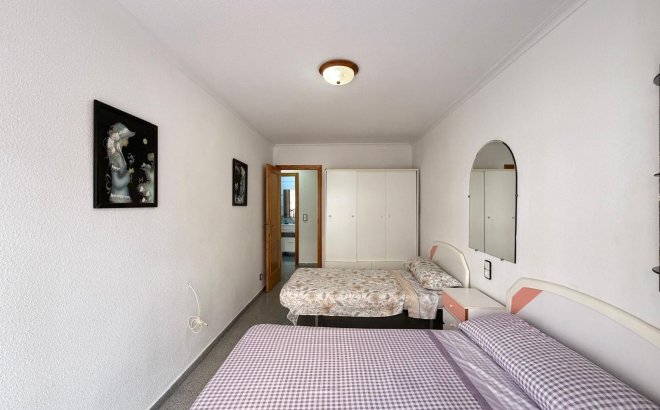 Resale - Apartment -
Torrevieja - Playa del Cura