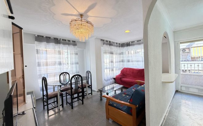 Resale - Apartment -
Torrevieja - Playa del Cura