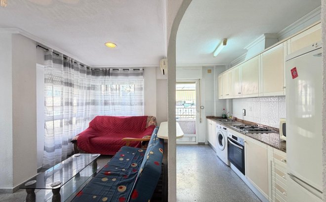 Resale - Apartment -
Torrevieja - Playa del Cura