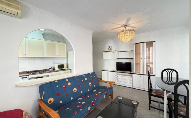 Resale - Apartment -
Torrevieja - Playa del Cura