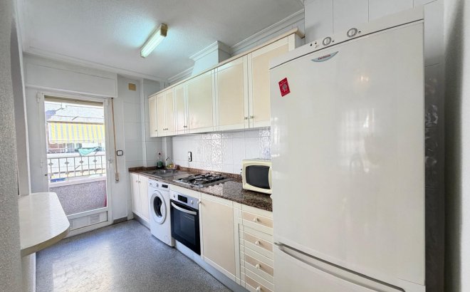 Resale - Apartment -
Torrevieja - Playa del Cura