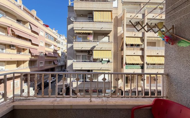 Resale - Apartment -
Torrevieja - Playa del Cura
