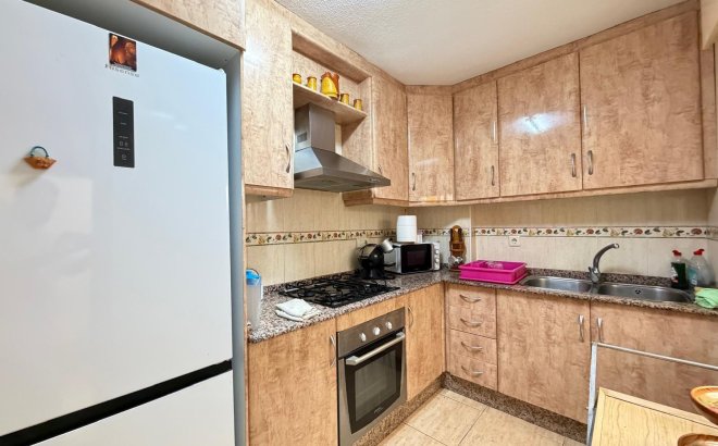 Revente - Appartement -
Torrevieja - Las Piscinas Naturales
