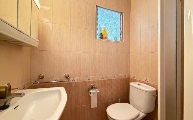 Revente - Appartement -
Torrevieja - Las Piscinas Naturales