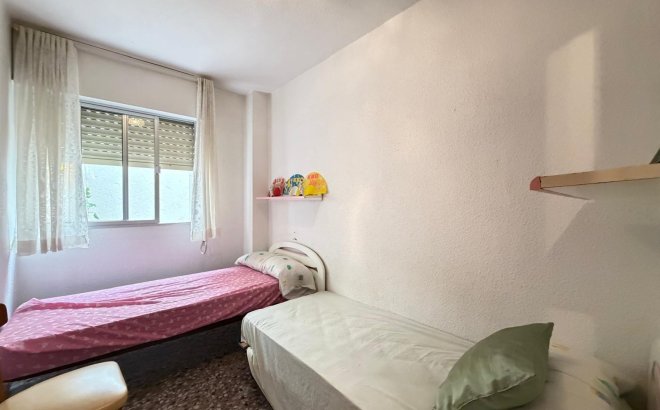 Revente - Appartement -
Torrevieja - Las Piscinas Naturales