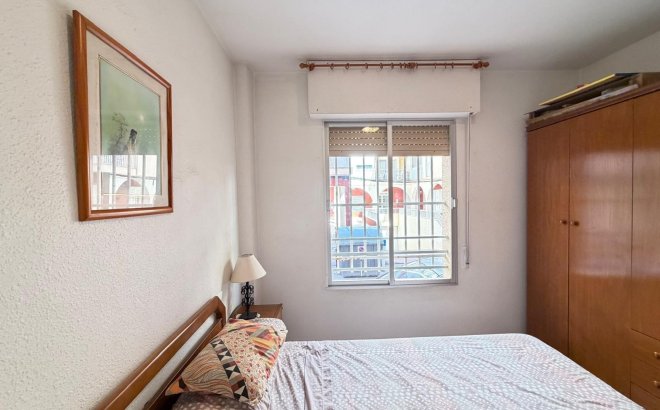 Revente - Appartement -
Torrevieja - Las Piscinas Naturales