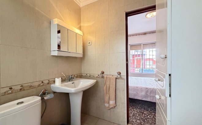 Revente - Appartement -
Torrevieja - Las Piscinas Naturales